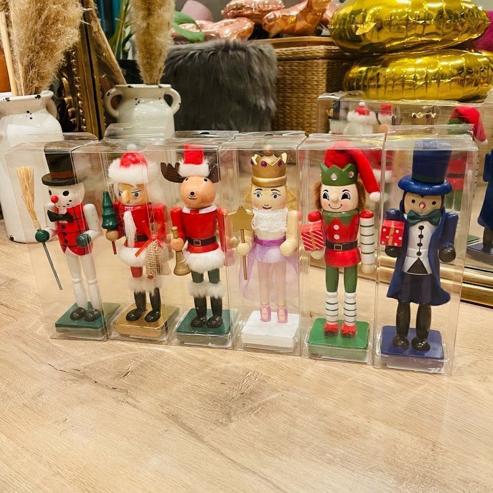 NIB Set of 6 8” Christmas Wooden Hand Painted Nutcracker Decor